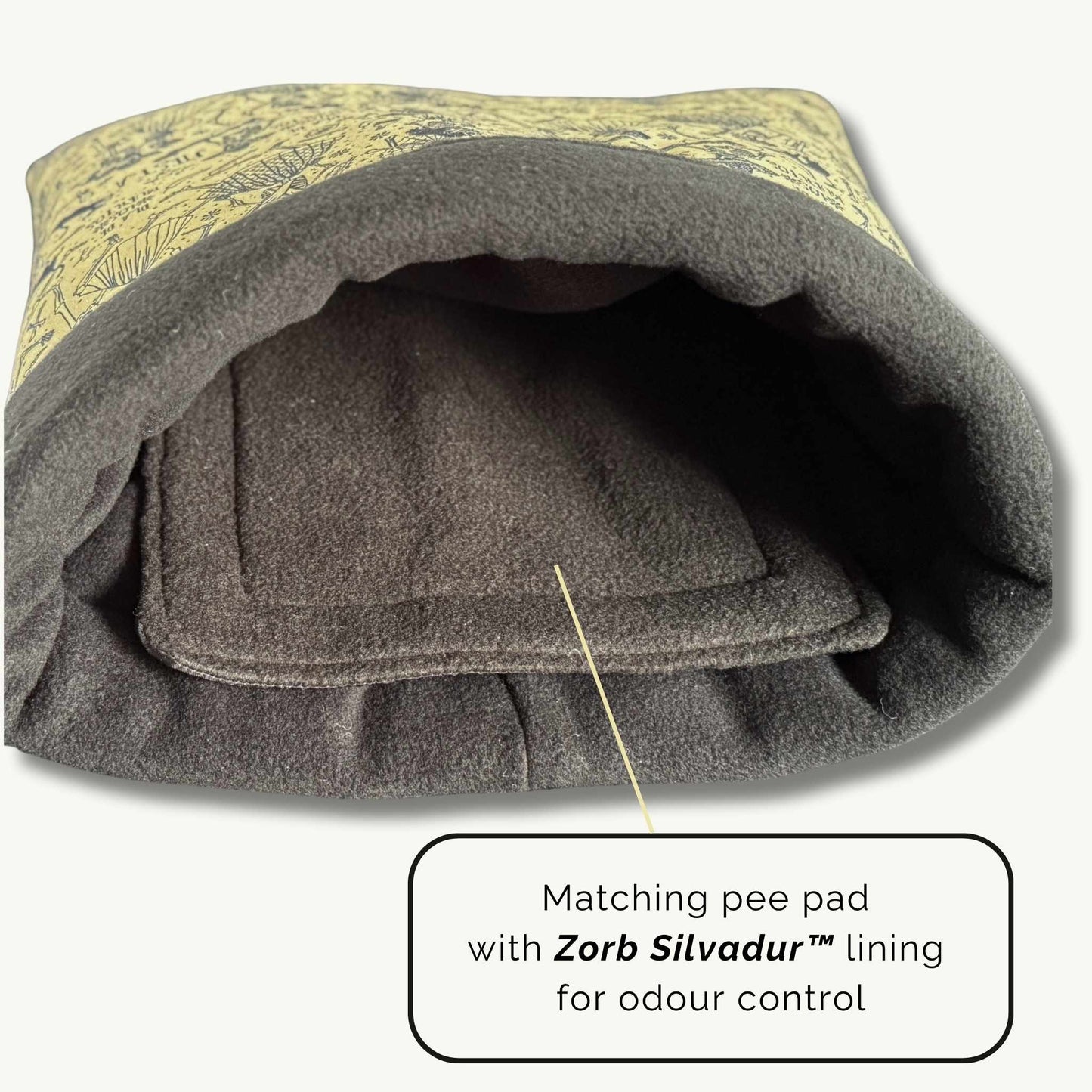 Envelop your guinea pig in gothic glamour with this dark, cozy snuggle sack—fleece-lined and spooky-chic for enchanted naps.